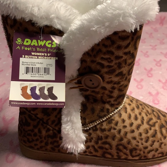 Boots - Picture 3 of 4